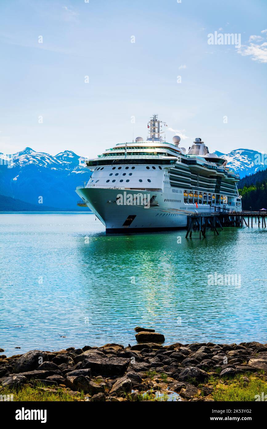 Serenade of the Seas; Royal Caribbean Cruises; nave in porto; Haines; Alaska; STATI UNITI Foto Stock