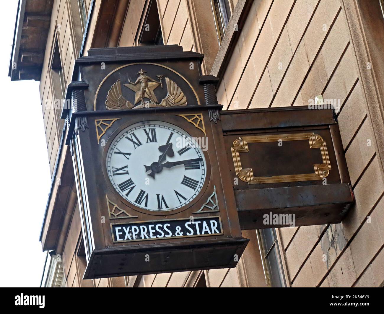 Uffici e orologio Express and Star, West Midlands paper, 51-53 Queen Street, Wolverhampton, West midlands, INGHILTERRA, REGNO UNITO, WV1 1ES Foto Stock