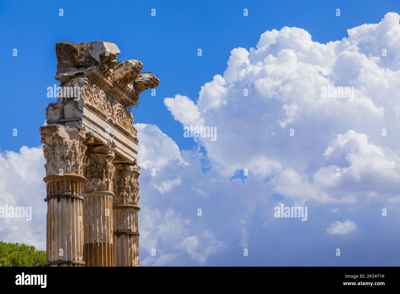 Tempio di Venere Genetrix nel Foro di Cesare, Roma. Foto Stock