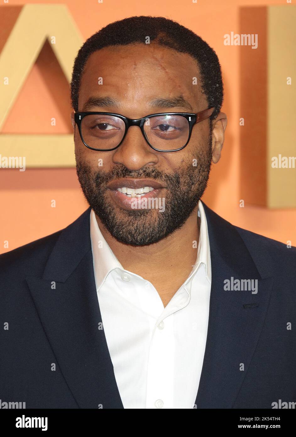 03 ottobre 2022 - Londra, Inghilterra, Regno Unito - Chiwetel Ejiofor partecipa alla premiere del film Woman King UK, Odeon Luxe Leicester Square Foto Stock