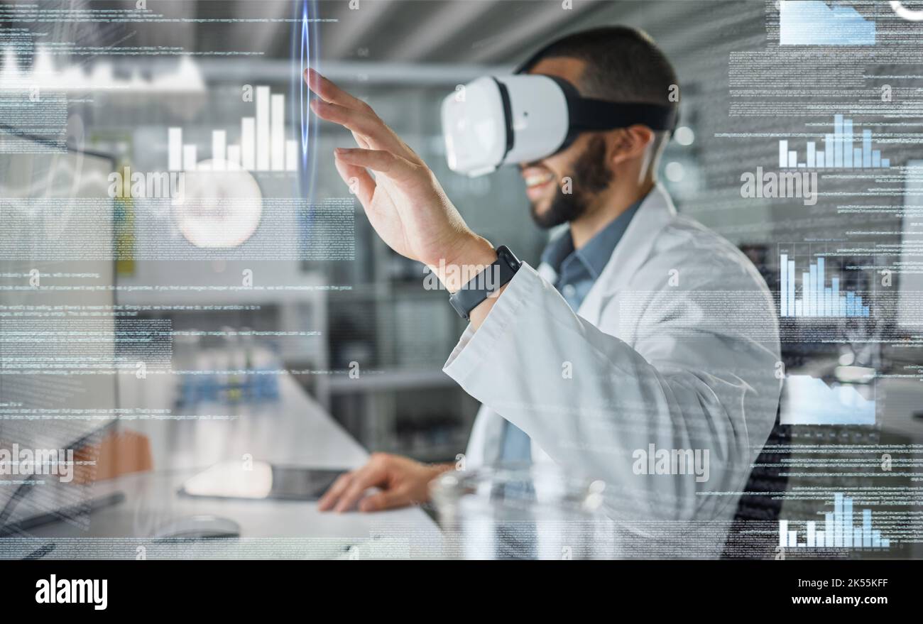 Scienza, ricerca e realtà virtuale con l'uomo in laboratorio che lavora all'analisi con realtà aumentata, 3D o tecnologia. Innovazione, trasformazione digitale e. Foto Stock