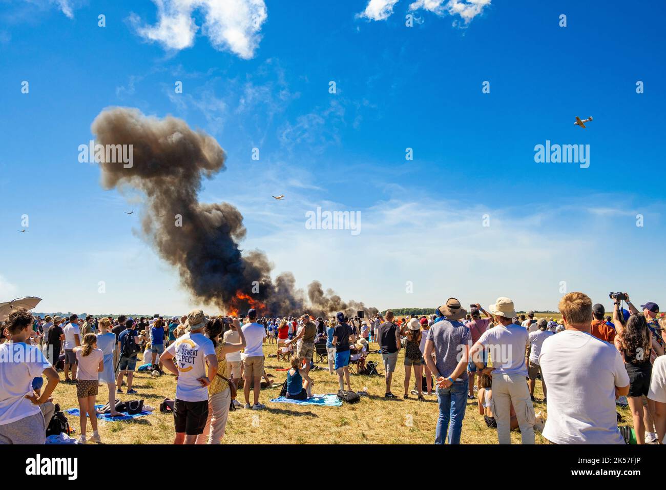 Francia, Seine et Marne, Meaux, aerodromo Meaux Esbly, Meaux Airshow, Air show, simulazione dell'attacco di Pearl Harbor Foto Stock