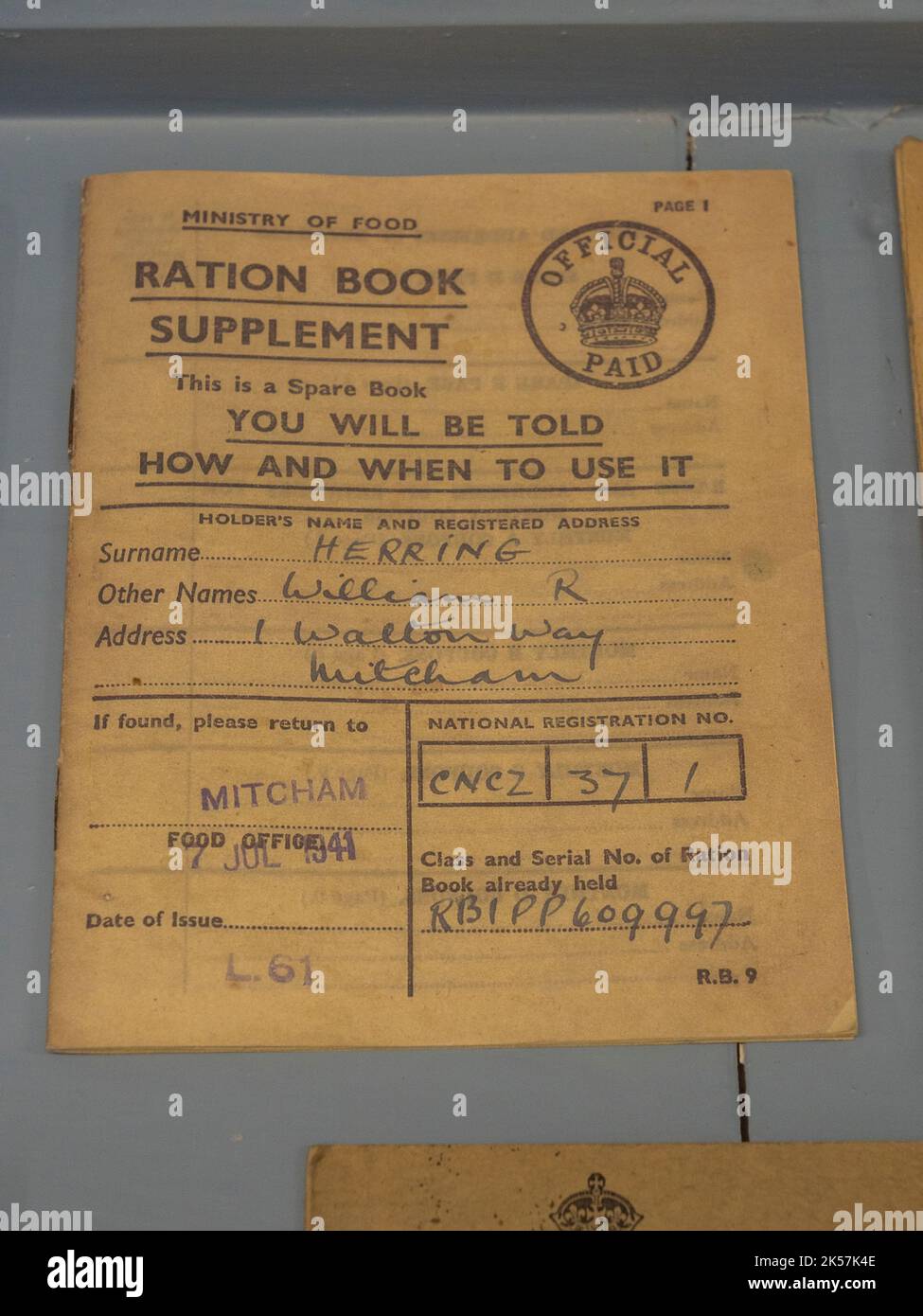 Un supplemento del libro delle razioni pubblicato dal Ministero del cibo nel RAF Manston History Museum, Ramsgate, Kent, Regno Unito. Foto Stock