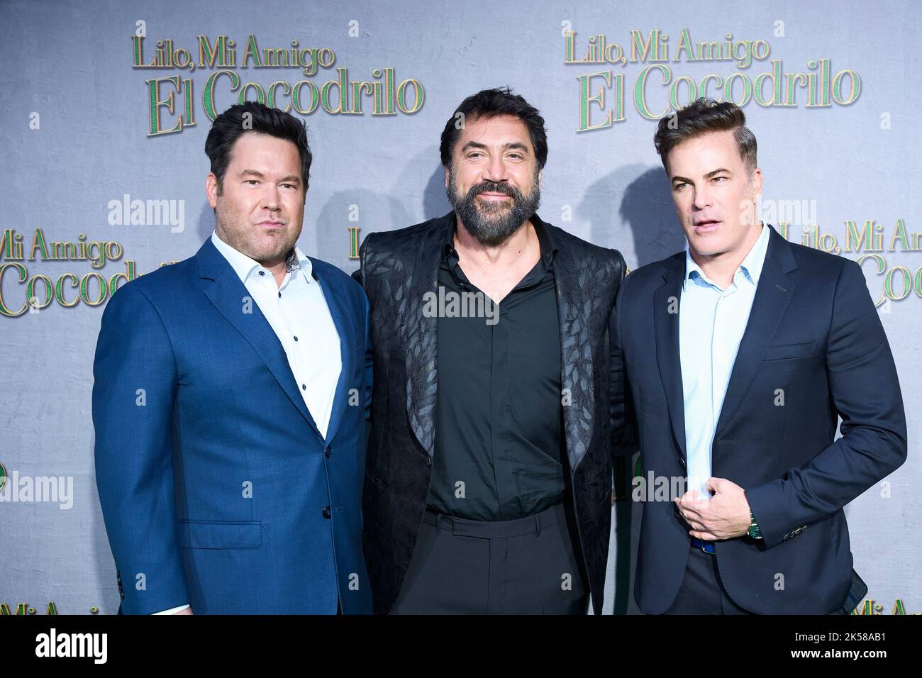 Madrid. Spagna. 20221006, Javier Bardem, Josh Gordon, Will Speck partecipa alla Premiere 'Lyle, Lyle, Coccodrillo' al Callao Cinema il 6 ottobre 2022 a Madrid, Spagna Credit: MPG/Alamy Live News Foto Stock