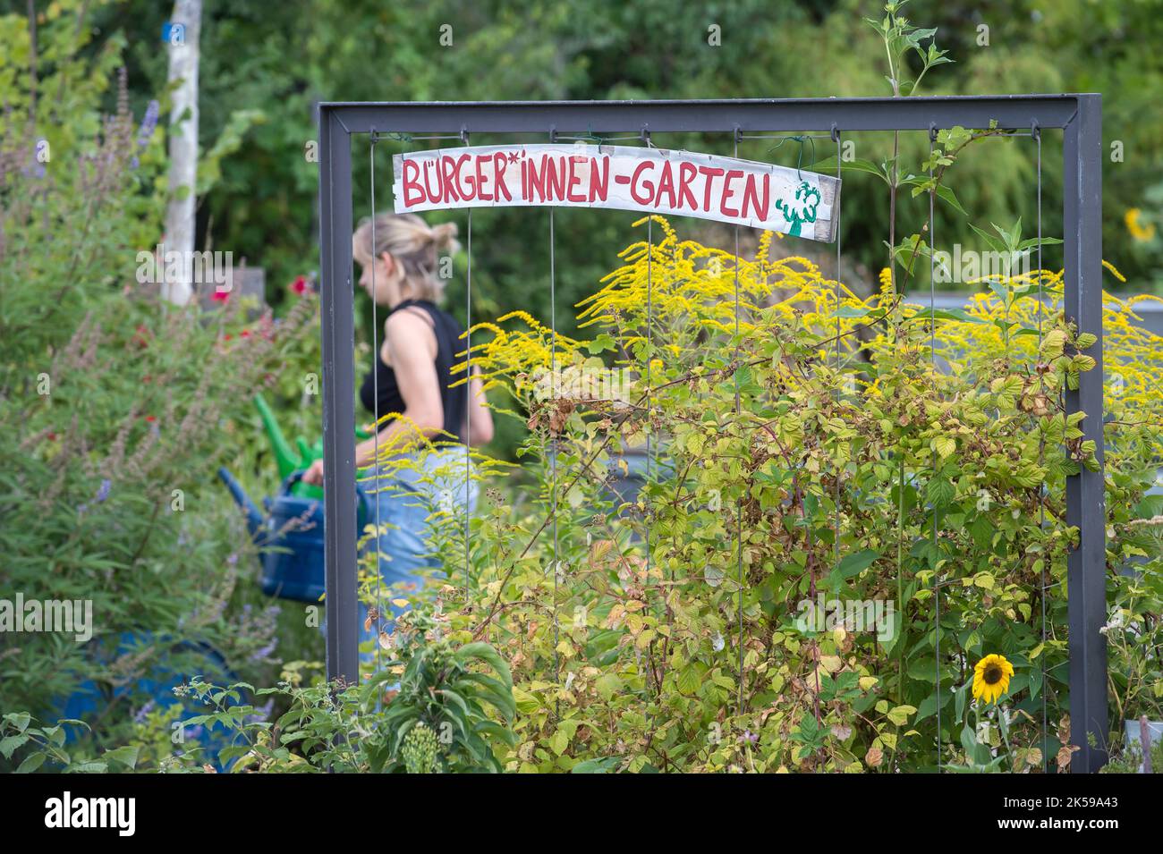 08.08.2022 - linguaggio di genere negli spazi pubblici. 0CE220808D001CAROEX.JPG [VERSIONE DEL MODELLO: NON APPLICABILE, VERSIONE DELLA PROPRIETÀ: NO (c) immagini caro / Eckelt, Foto Stock