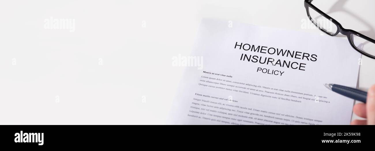 Applicazione di polizza assicurativa del proprietario di abitazione. Modulo Home Policy Foto Stock