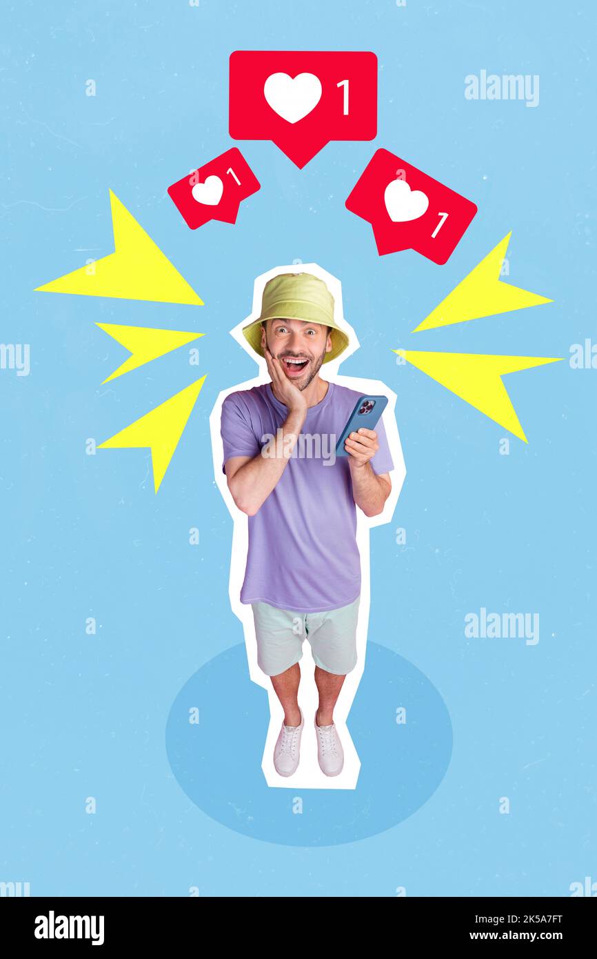 Immagine collage verticale di un ragazzo impressionato funky mano toccare guancia tenere telefono ricevere come notifiche isolate su sfondo creativo Foto Stock