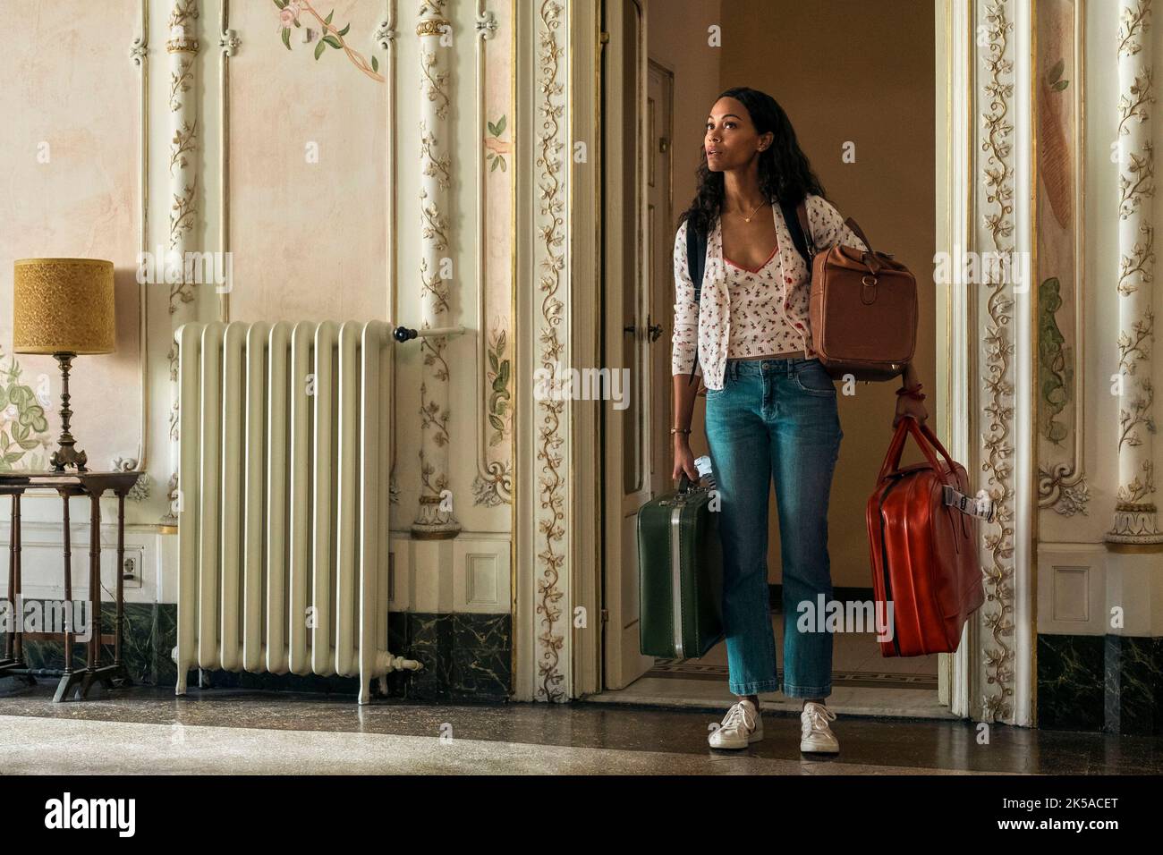 ZOE SALDANA in FROM SCRATCH (2022), diretto da DENNIE GORDON e NZINGHA STEWART. Credit: 3 Artisti / Netflix / Album Foto Stock