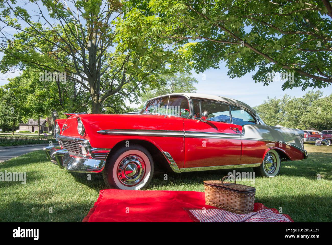 DEARBORN, MI/USA - 18 GIUGNO 2016: Un'auto Chevrolet Bel Air del 1956 al Motor Muster di Henry Ford (THF), Greenfield Village, vicino a Detroit. Foto Stock
