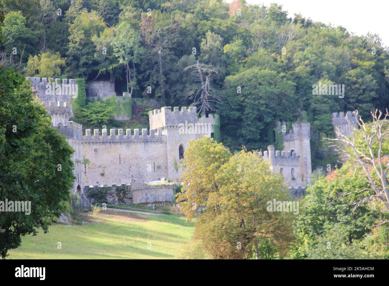 Castello di Gwrych in Galles Foto Stock
