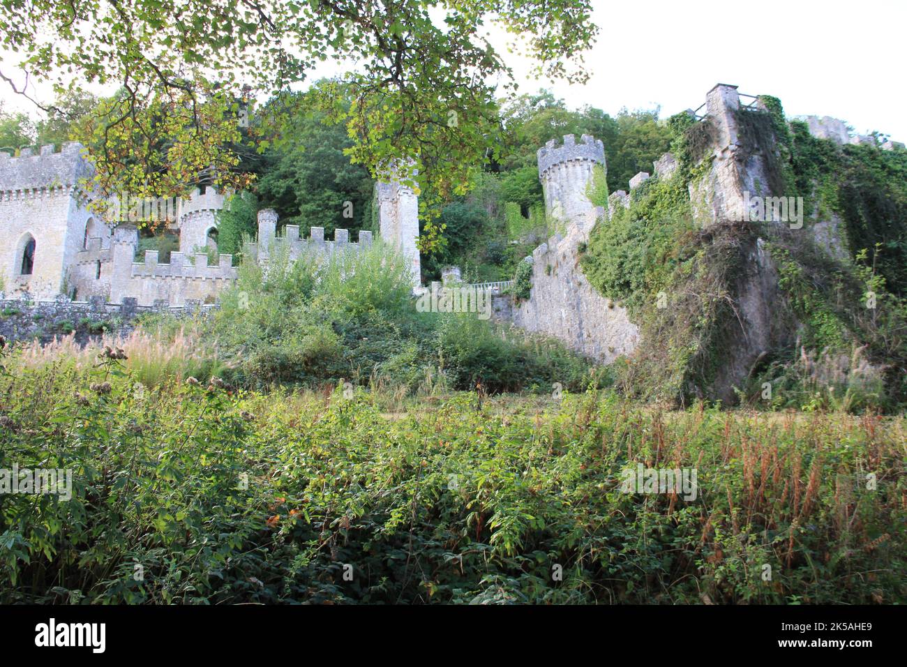 Castello di Gwrych in Galles Foto Stock