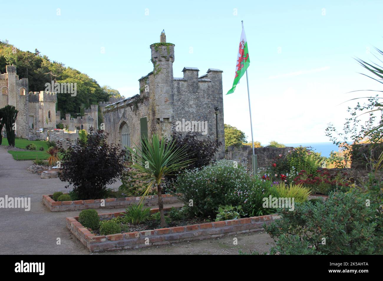 Castello di Gwrych in Galles Foto Stock