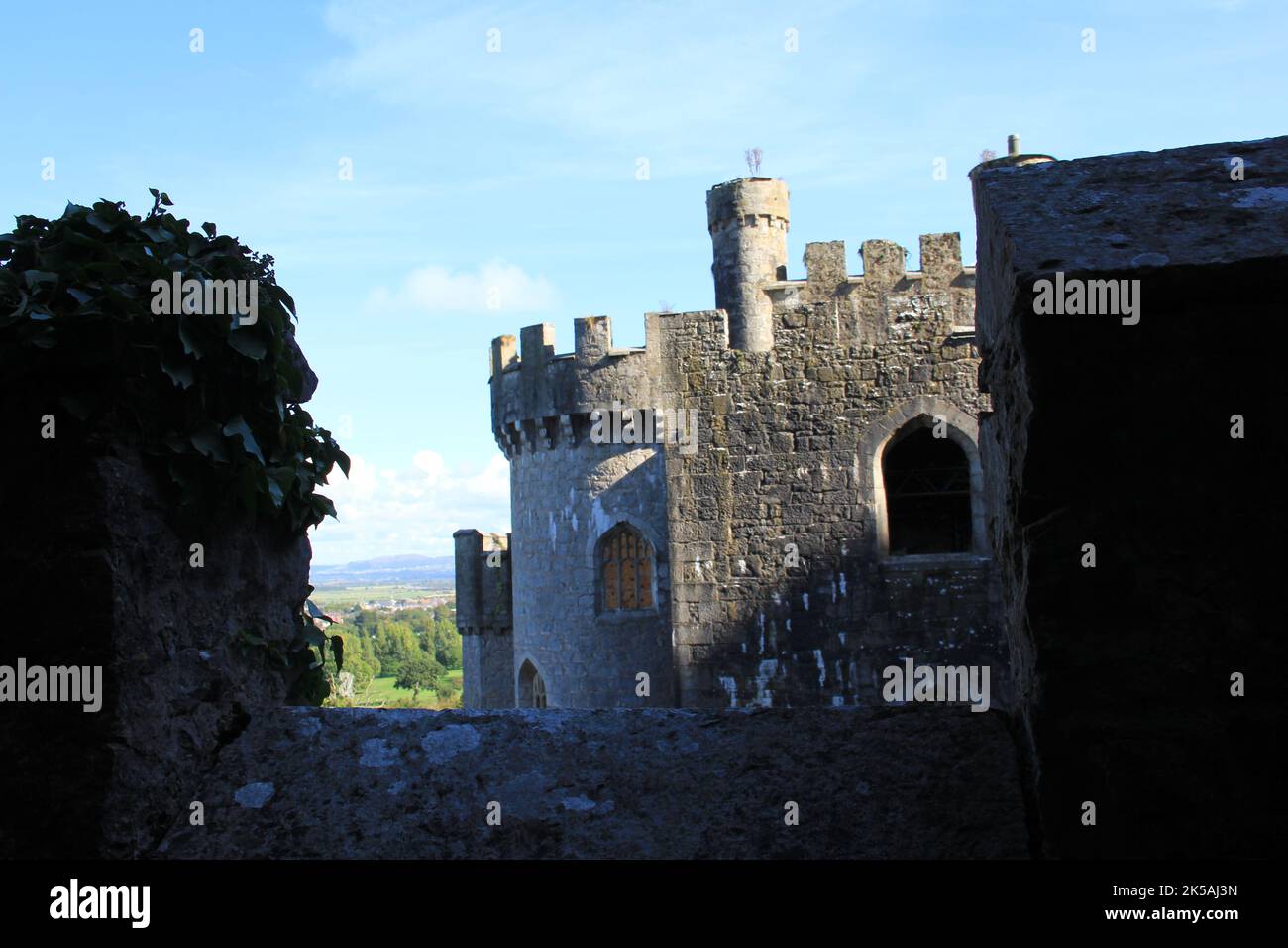 Castello di Gwrych in Galles Foto Stock