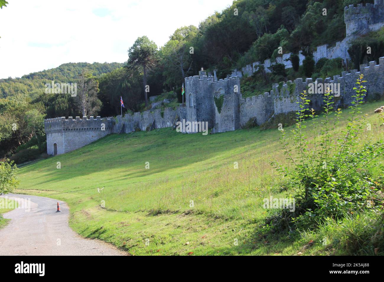 Castello di Gwrych in Galles Foto Stock