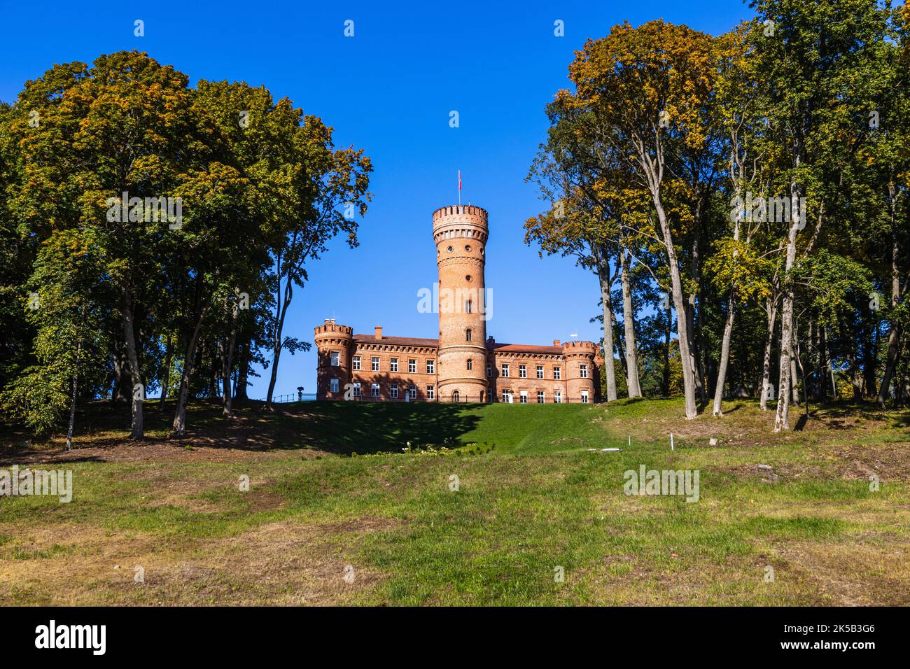 Castello di Raudone - maniero in stile rinascimentale con una torre cilindrica Foto Stock