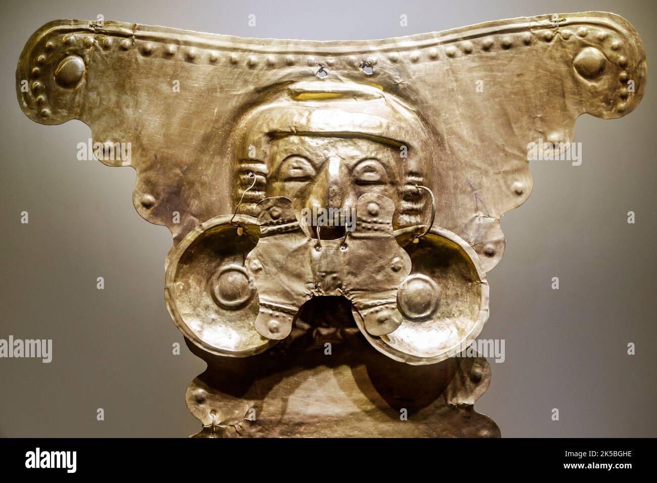 Bogota Colombia, Santa Fe Museo del Oro interno, Galleria del Museo dell'Oro mostra culture indigene precolombiane artefatto d'oro, mostre collezione Foto Stock