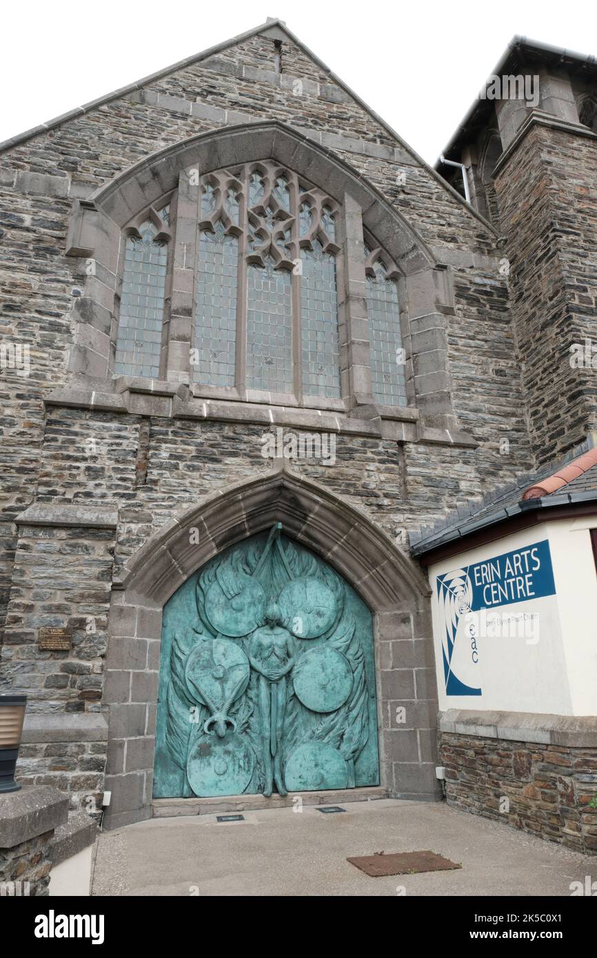 Ospitato in un'ex cappella, l'ingresso distintivo al Centro delle Arti di Port Erin, Isola di Man Foto Stock