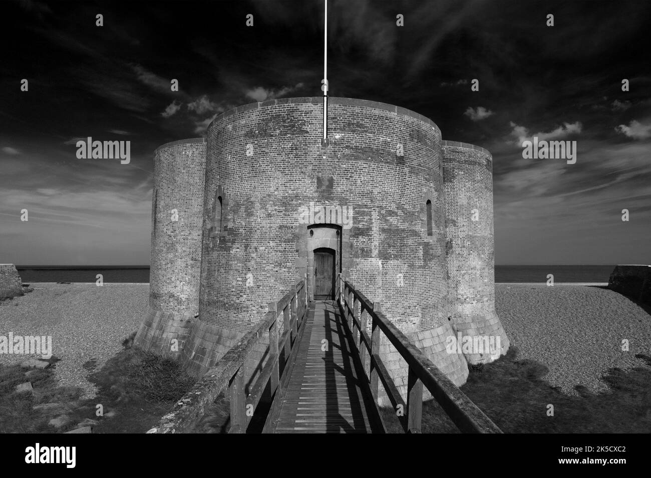 La Torre martello, la città di Aldeburgh, Suffolk, East Anglia, Inghilterra Foto Stock