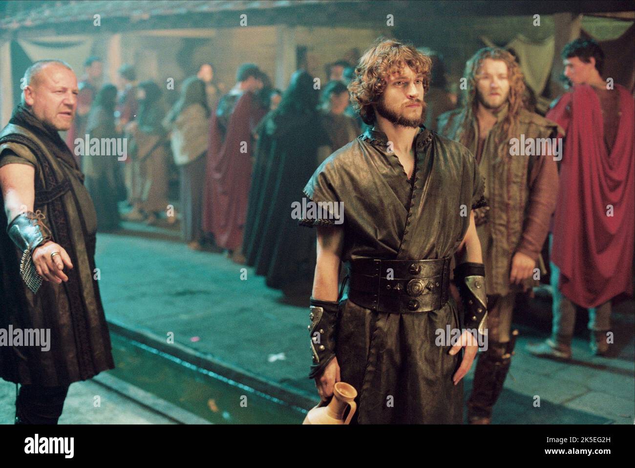 RAY WINSTONE, HUGH DANCY, JOEL EDGERTON, King Arthur, 2004 Foto Stock