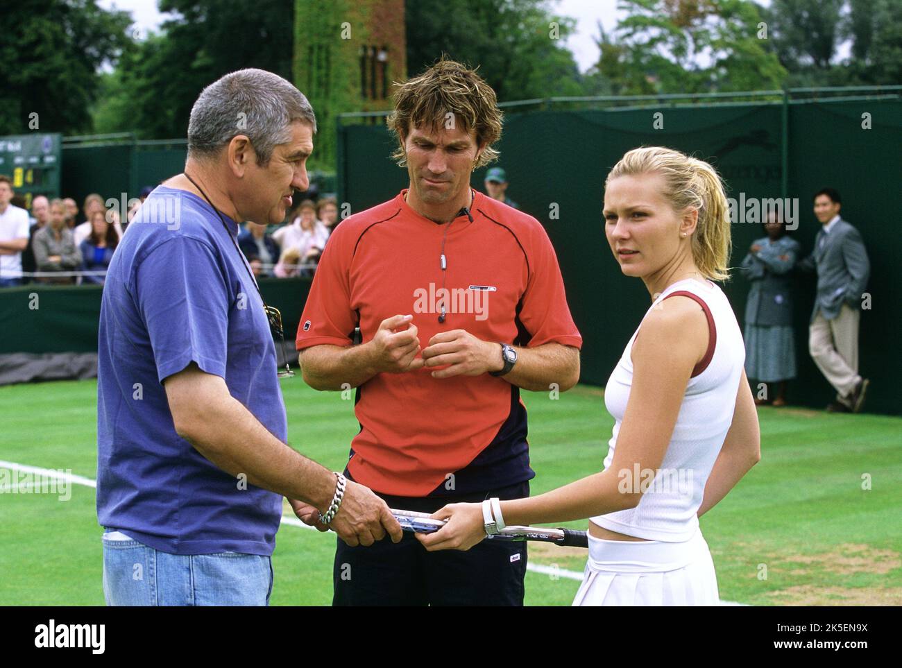 RICHARD LONCRAINE, PAT CASH, Kirsten Dunst, Wimbledon, 2004 Foto Stock