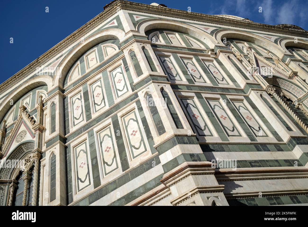 Esterno Mura del Duomo - Cattedrale di Santa Maria del Fiore - Firenze Italia Foto Stock