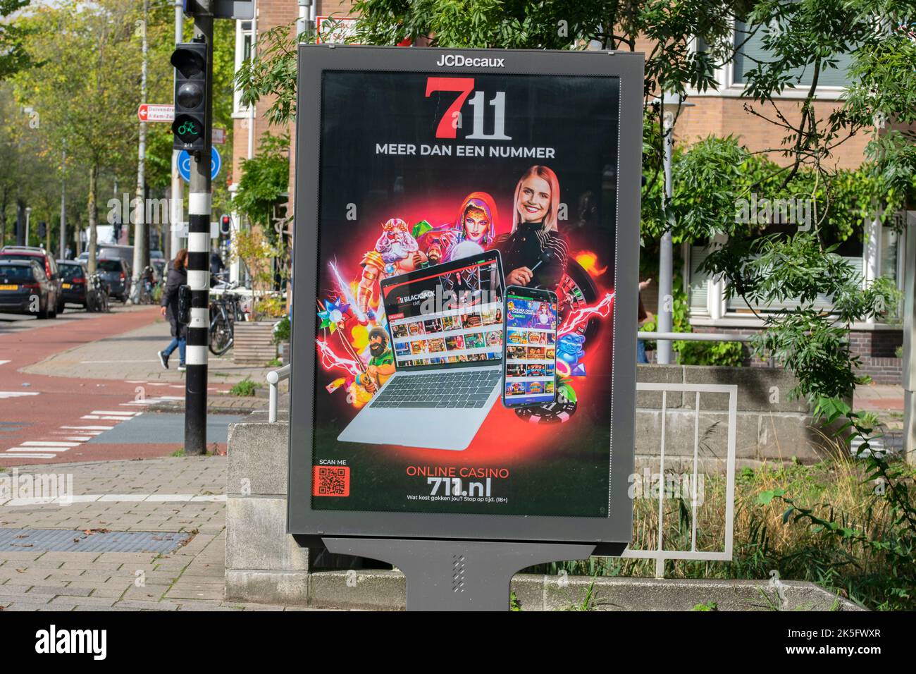 Pubblicità Billboard 711 Online Casino ad Amsterdam Paesi Bassi 29-9-2022 Foto Stock