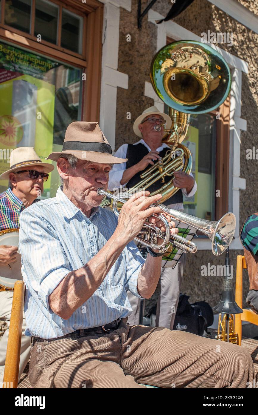 Band jazz tradizionale che si esibisce al mercato annuale i malmkoping Foto Stock