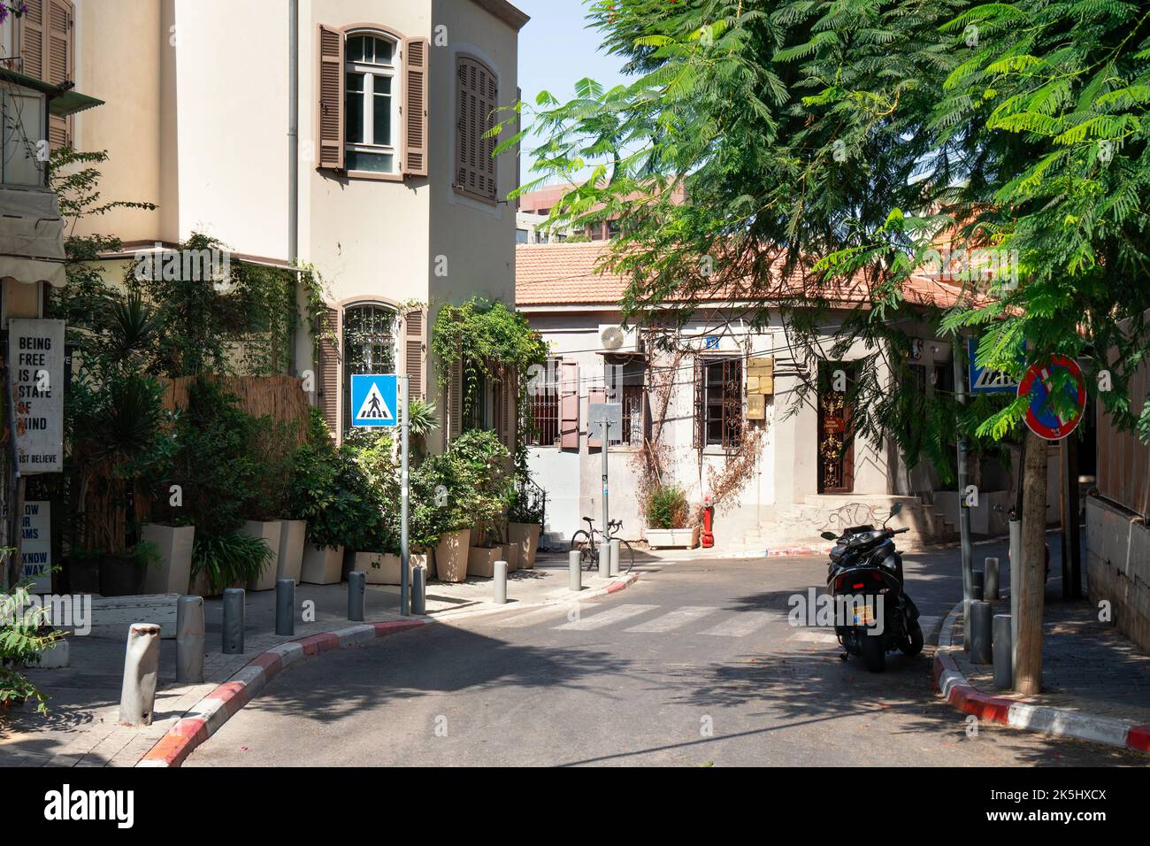 Tel Aviv Yafo, Israele - Settembre 23,2022. Vista sulla via Tel Aviv Foto Stock