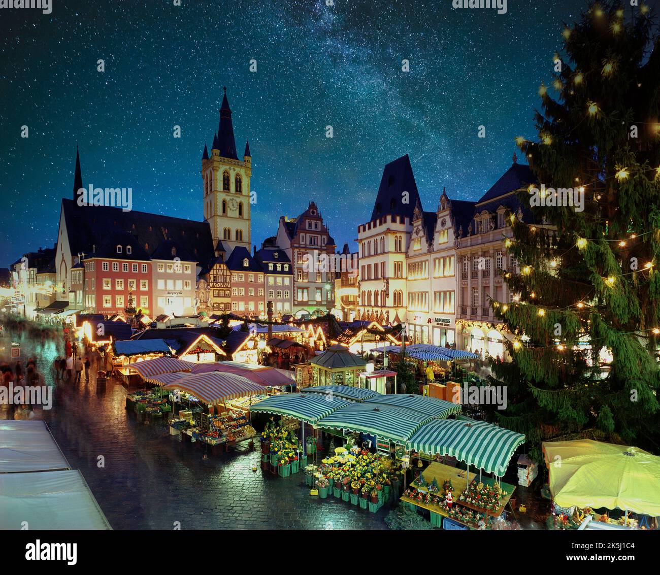 DE - RENANIA-PALATINATO: Tradizionale mercatino di Natale a Treviri Foto Stock