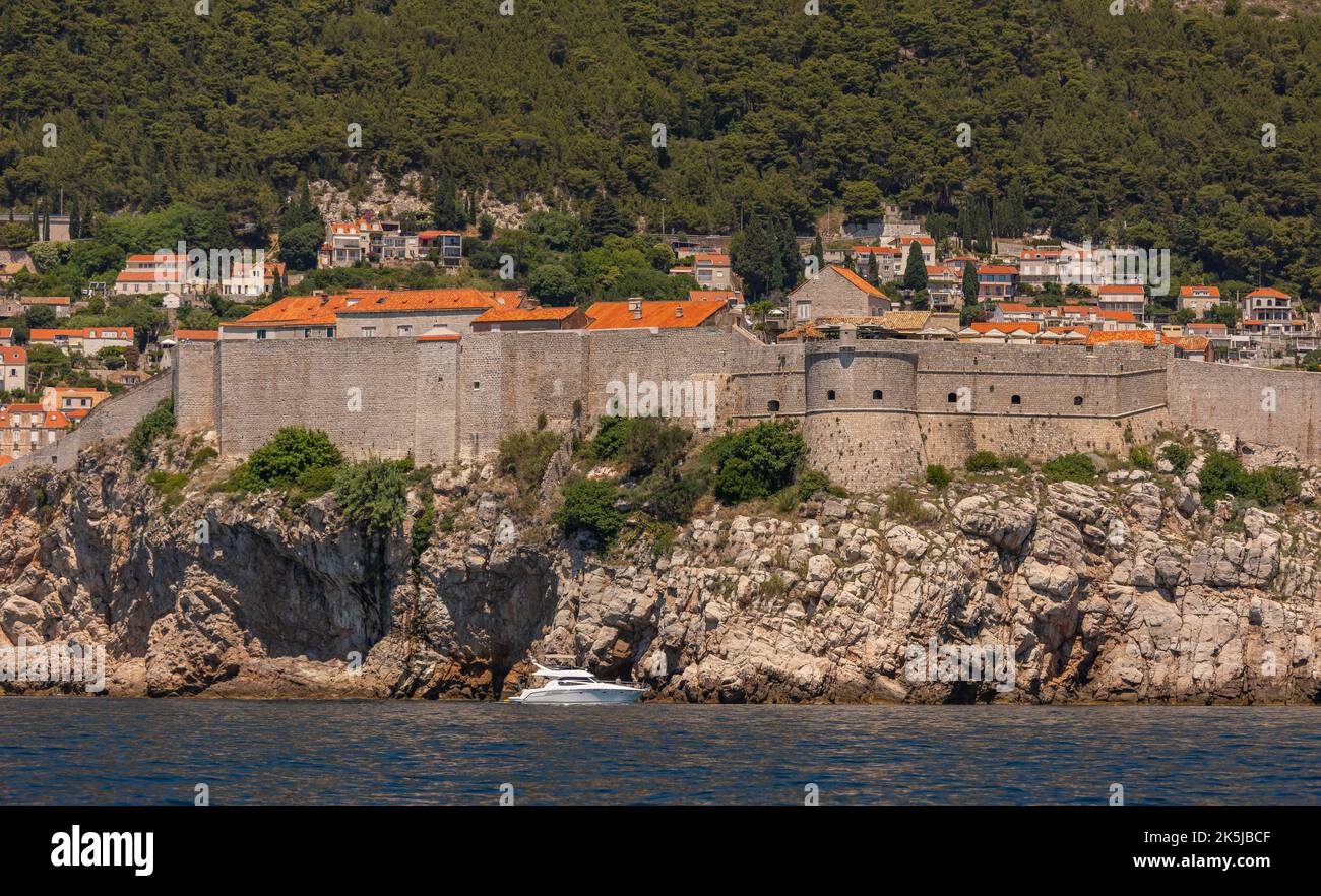 DUBROVNIK, CROAZIA, EUROPA - la città fortificata di Dubrovnik sulla costa della Dalmazione. Foto Stock