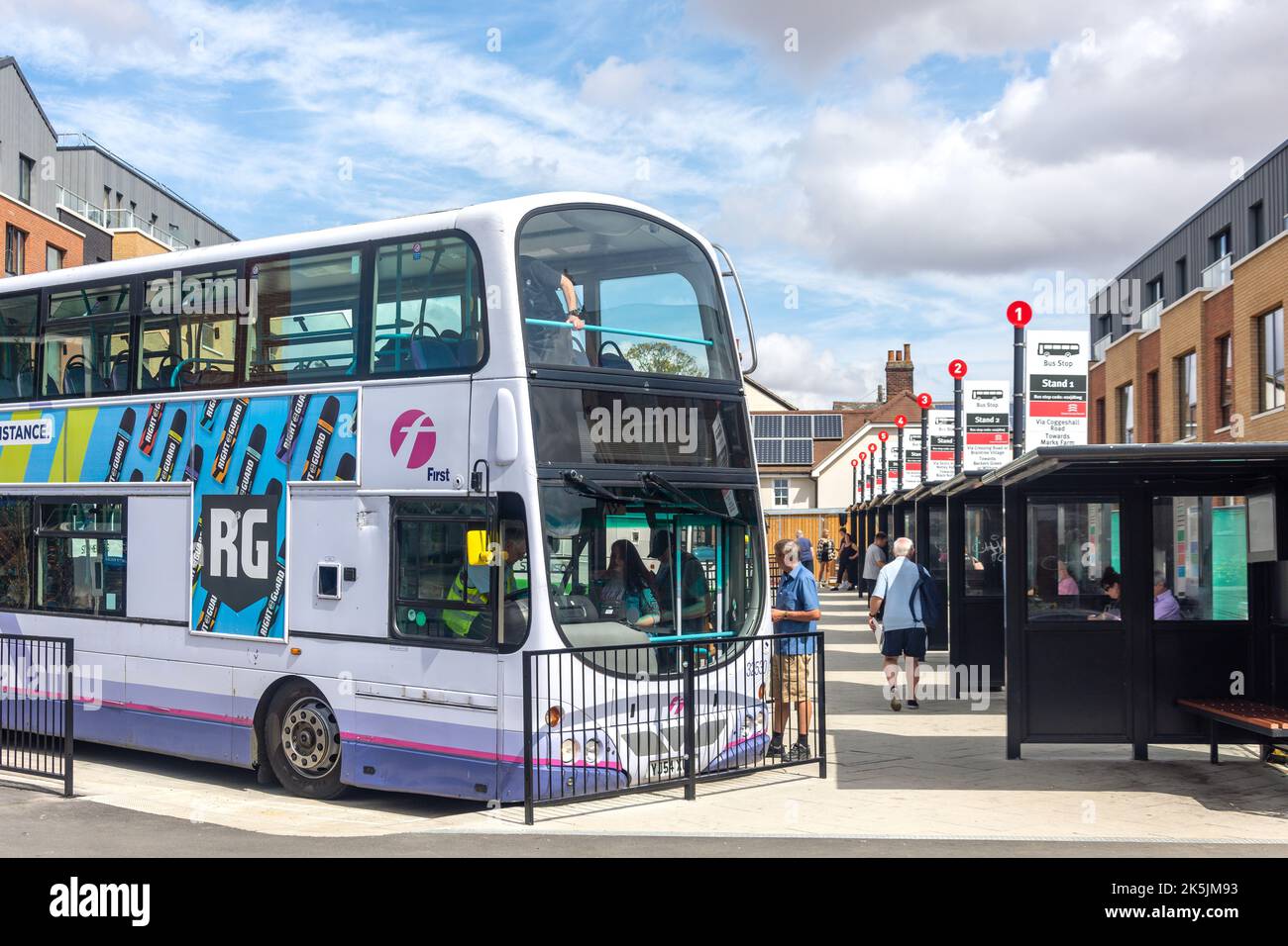 Victoria Square Bus Interchange, Victoria Street, Braintree, Essex, Inghilterra, Regno Unito Foto Stock