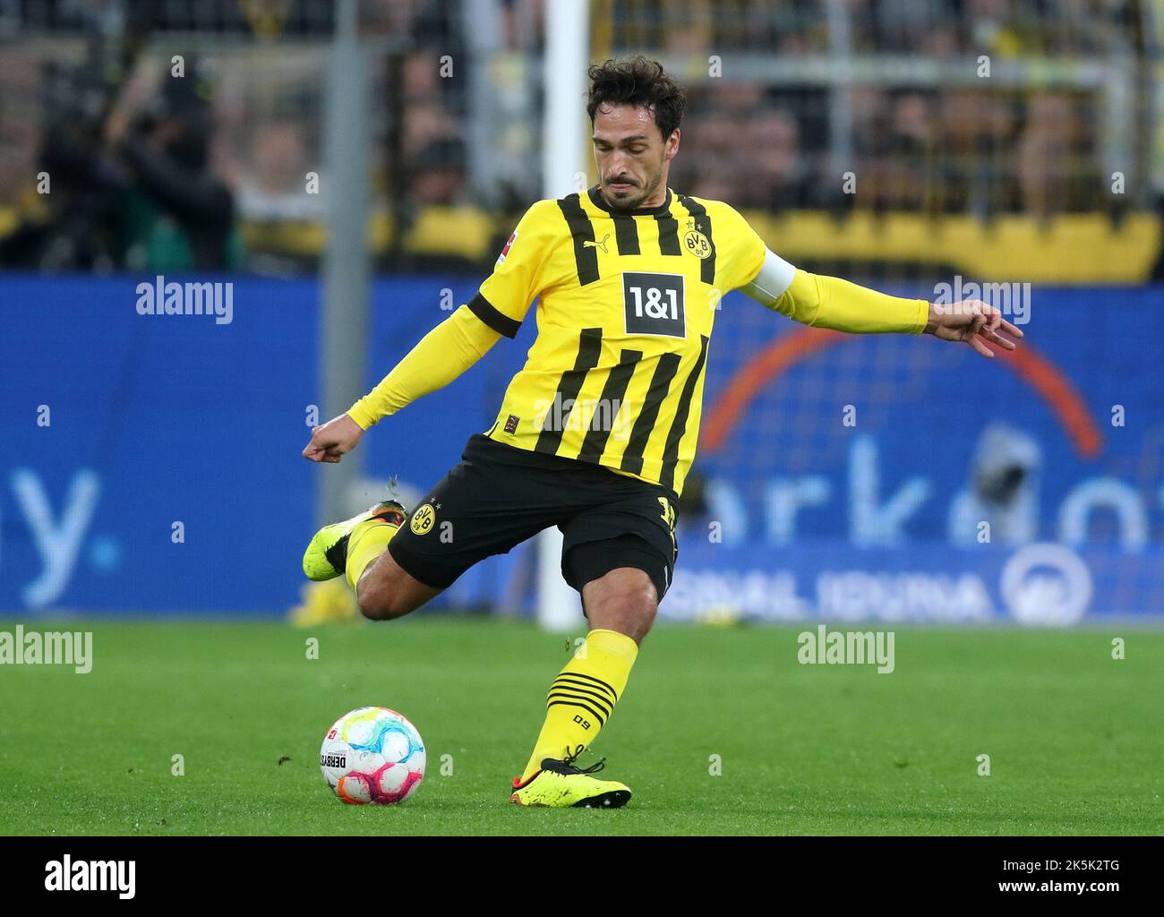 Tappetini Hummels of Borussia Dortmund Borussia Dortmund - FC Bayern Muenchen Football Bundesliga Fussball 1. Bundesliga Saison 2022/ 2023 8.10.2022 © diebilderwelt / Alamy Stock Foto Stock