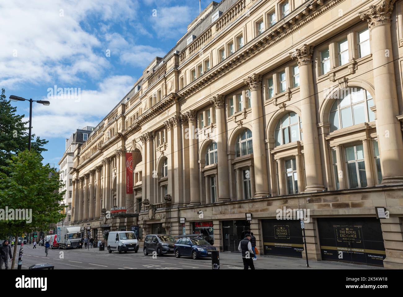 L'edificio del Royal Exchange Theatre in Cross Street, nel centro di Manchester, Inghilterra. Foto Stock
