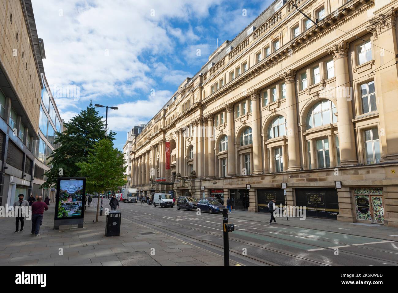 L'edificio del Royal Exchange Theatre in Cross Street, nel centro di Manchester, Inghilterra. Foto Stock