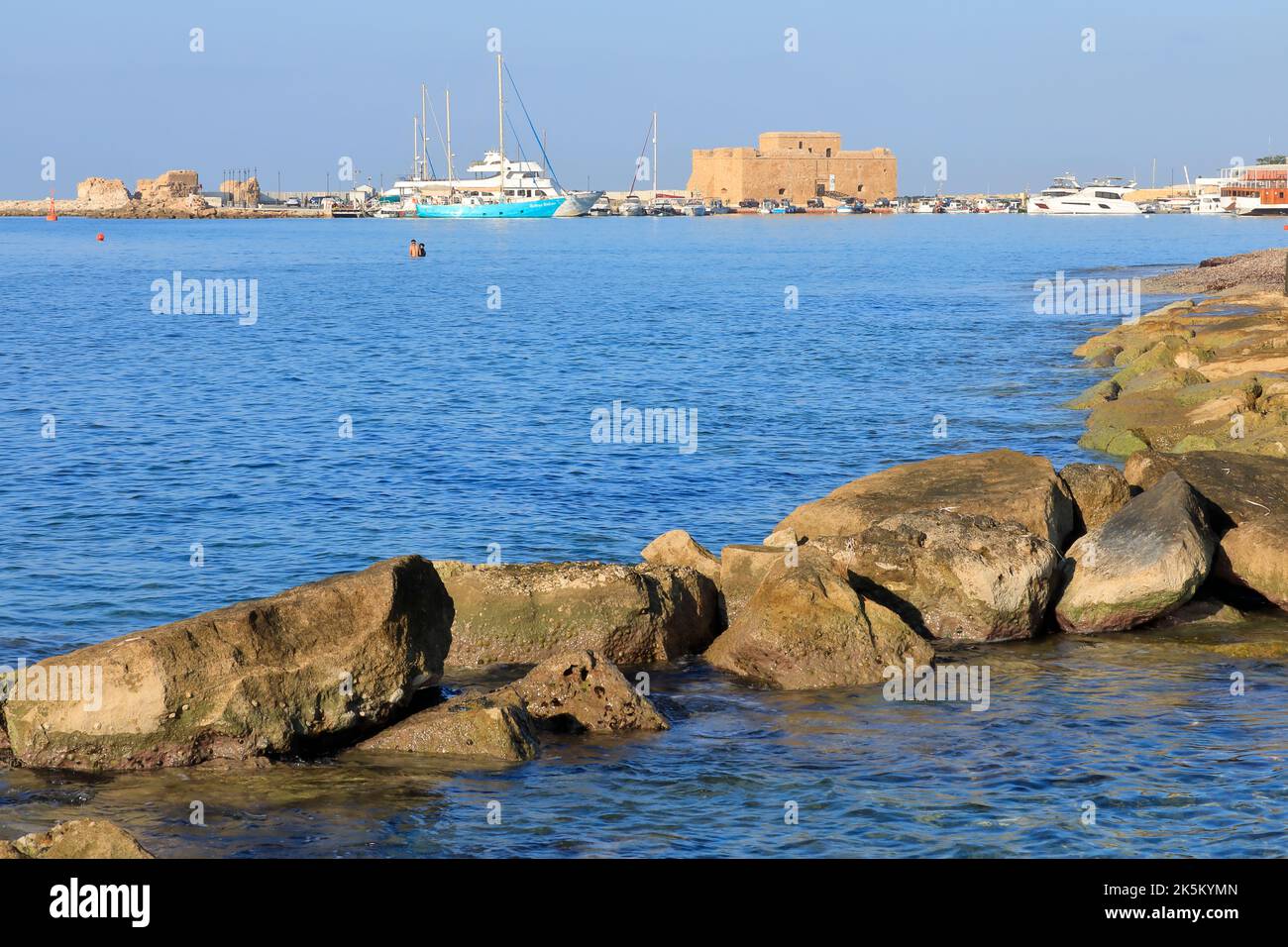 Castello e Porto di Paphos Foto Stock