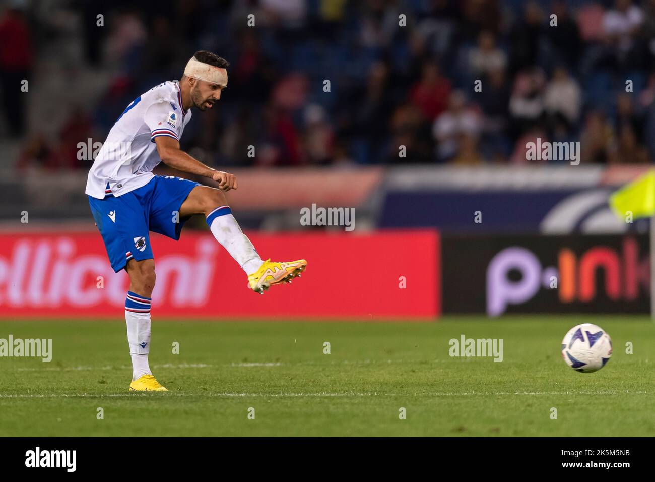 Mehdi Leris (Sampdoria) Durante la 'Serie A' partita tra due partite tra Bologna 1-1 Sampdoria allo Stadio Renato Dall'Ara il 8 ottobre 2022 a Bologna. (Foto di Maurizio Borsari/AFLO) Foto Stock