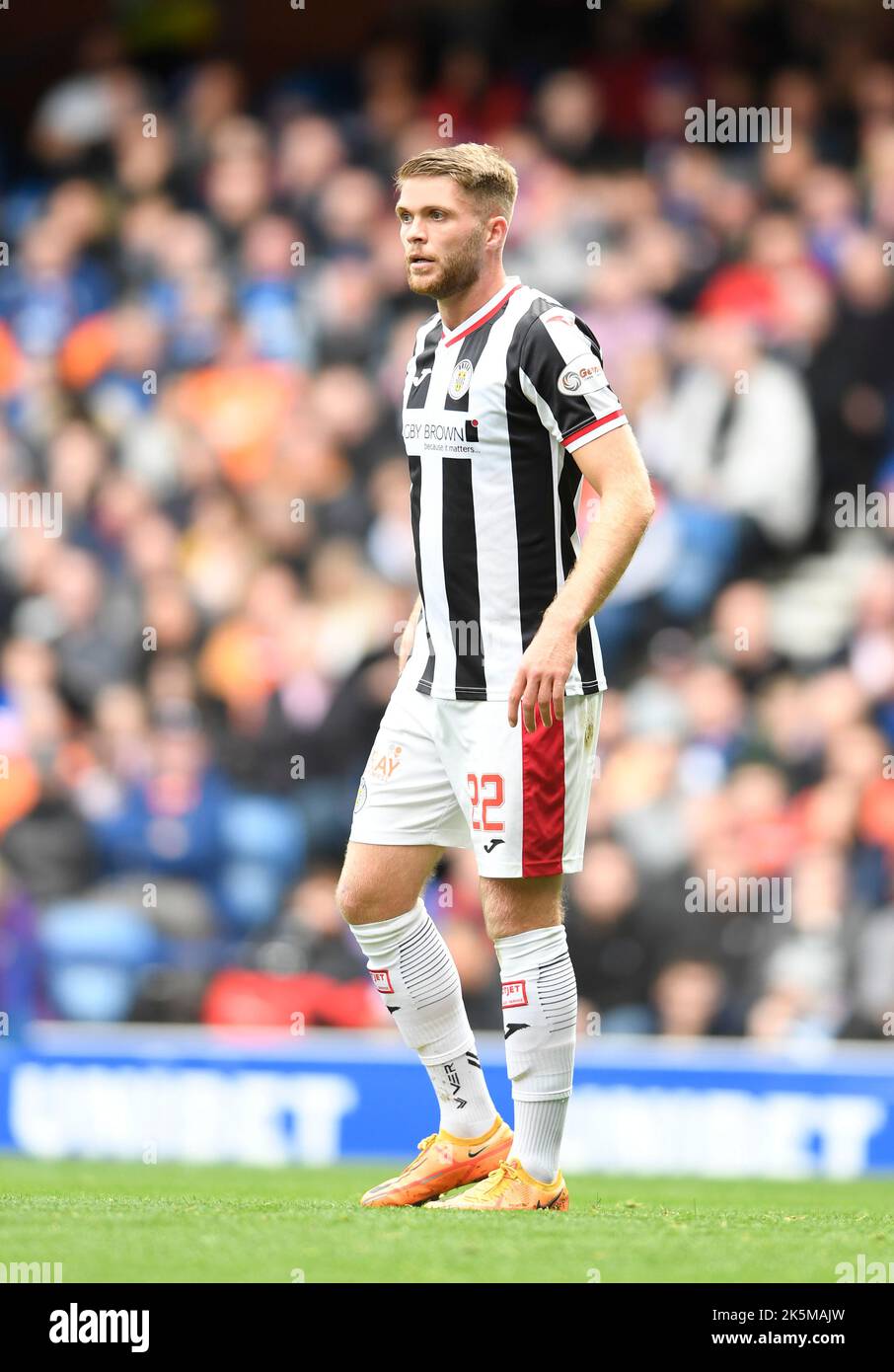 Glasgow, 8th ottobre 2022. Marcus Fraser di St Mirren durante la partita Cinch Premiership allo stadio Ibrox di Glasgow. Il credito dell'immagine dovrebbe essere: Neil Hanna / Sportimage Credit: Sportimage/Alamy Live News Foto Stock