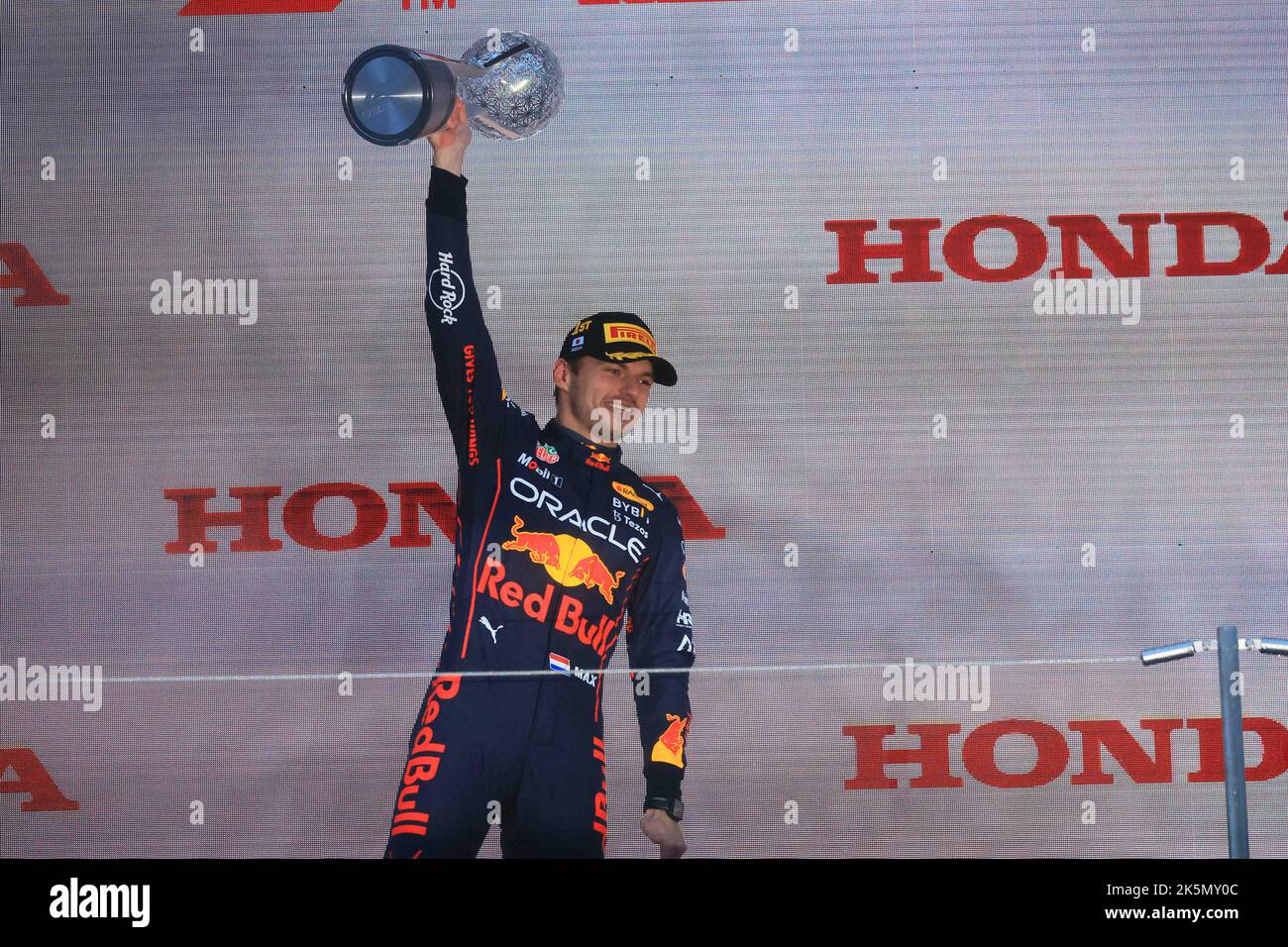 9th ottobre 2022; circuito di Suzuka, Ino, Città di Suzuka, Prefettura di mie, Giappone: FIA F1 Gran Premio del Giappone, giornata di gara; Oracle Red Bull Racing, Max Verstappen vince il GP del Giappone e la Coppa del mondo Foto Stock