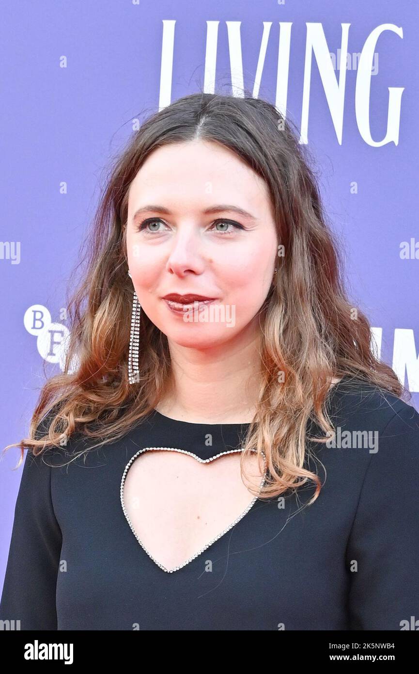 Londra, Regno Unito. 09th Ott 2022. Anya Zraykat arriva al Living - UK Premieredel BFI London Film Festival 2022 il 9th ottobre 2022 al Royal Festival Hall di Londra, Regno Unito. Credit: Vedi li/Picture Capital/Alamy Live News Foto Stock
