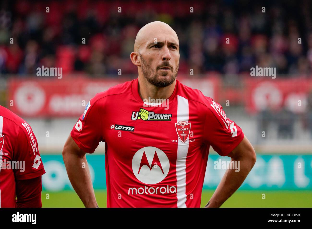 Luca Caldirola (#5 AC Monza) durante il campionato italiano Serie Una partita di calcio tra AC Monza e Spezia Calcio il 9 ottobre 2022 allo stadio U-Power di Monza - Foto: Morgese-rossini/DPPI/LiveMedia Foto Stock