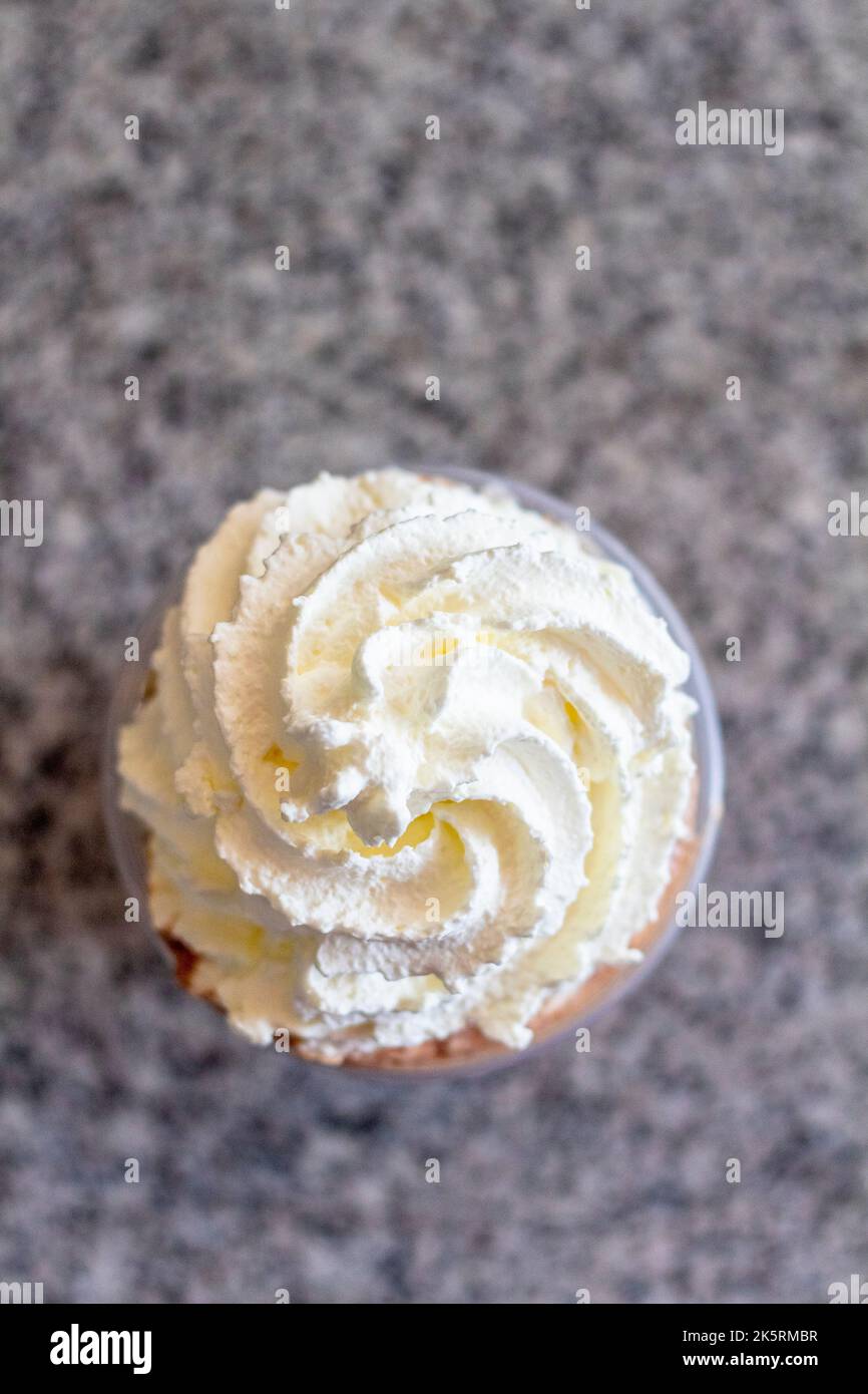 Una bevanda a base di caffe' ghiacciato in un caffe' locale a Cebu City, Filippine Foto Stock
