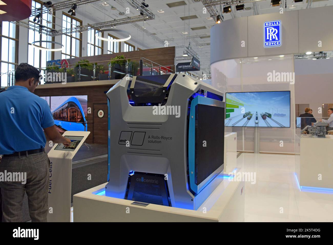 Rolls Royce tecnologia delle celle a combustibile a idrogeno in mostra alla Innotrans International Transport Expo, Berlino, settembre 2022 Foto Stock