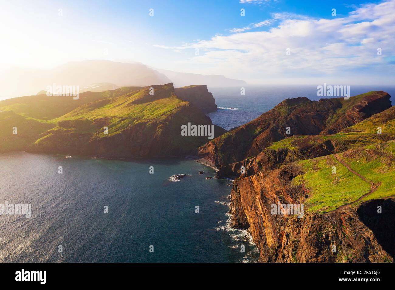 Vista aerea della penisola di Ponta de Sao Lourenco, Madeira, Portogallo Foto Stock