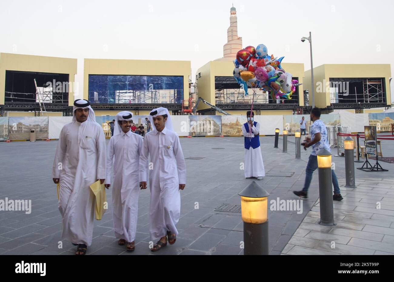 2022-10-08 17:12:10:19 Foto scattata il 08 Ottobre 2022. Vista generale dei lavori di costruzione in una zona fan a Doha - Qatar. In vista del concorso di calcio Qatar FIFA 2022 World Cup. olanda fuori - belgio fuori Foto Stock