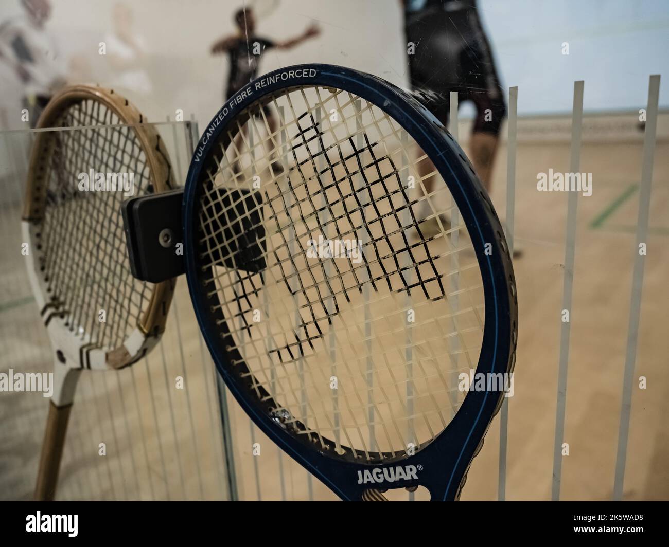 Allenamenti di squash con Nick Matthew e Sanne Veldkamp, utilizzando il campo interactiveSQUASH. L'OBE di Nick Matthew, diede una master class di Squash Foto Stock