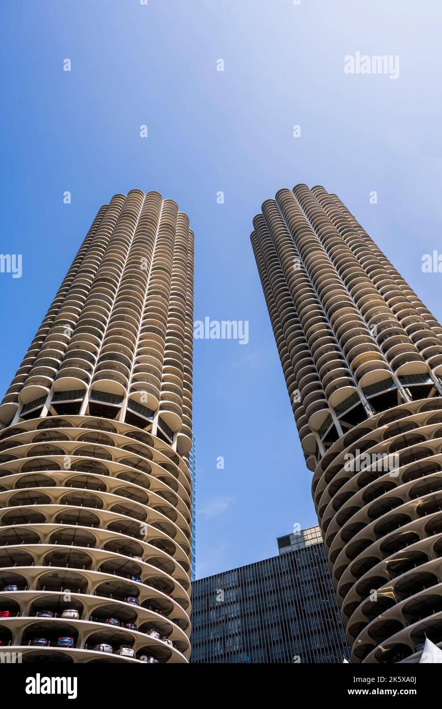 Complesso residenziale di Marina City progettato dall'architetto Bertrand Goldberg, Chicago, Illinois, USA Foto Stock