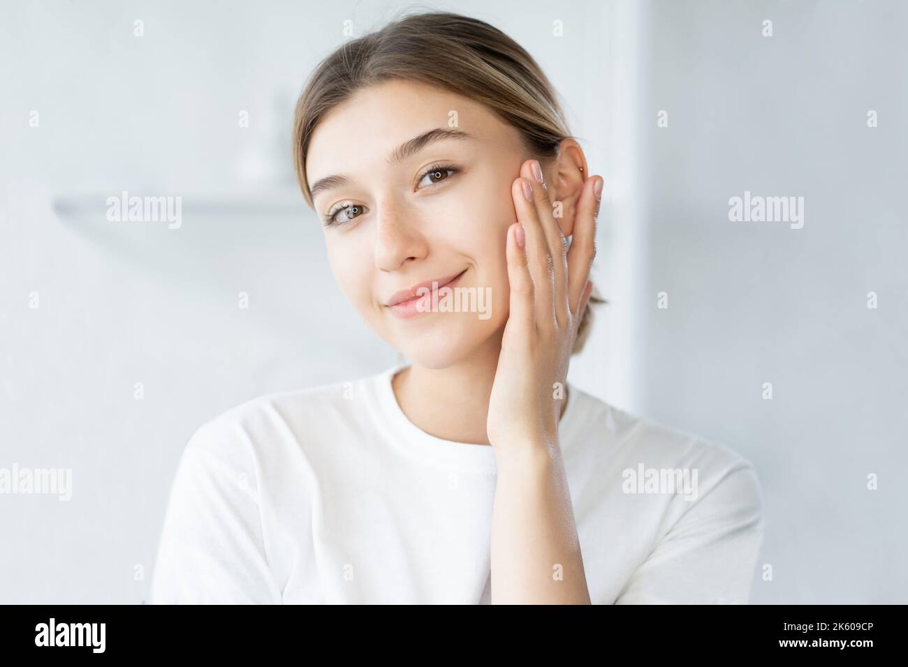 bellezza modello trattamento pelle donna viso pelle Foto Stock