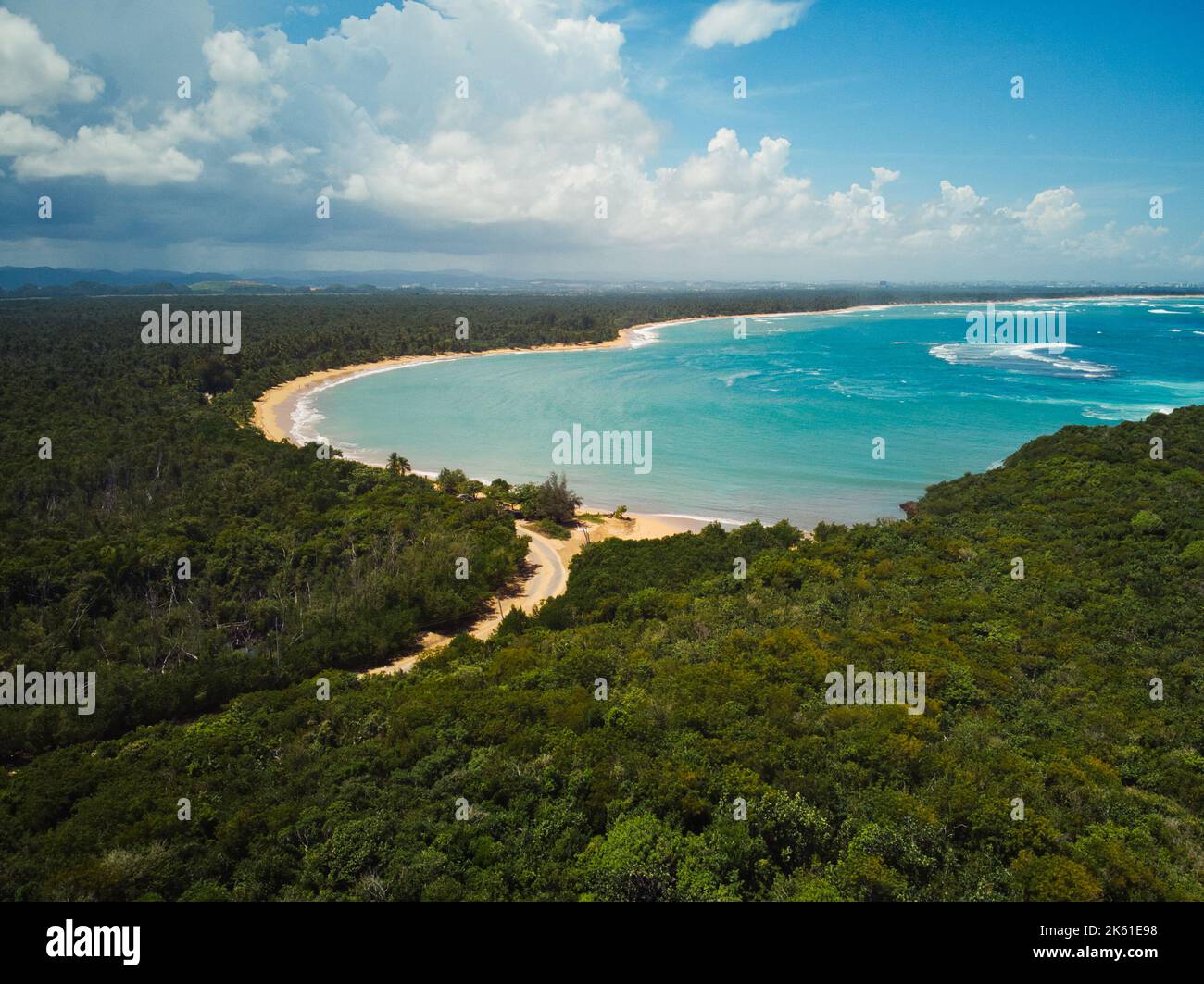 Bella vacanza la talega puerto rico acqua spiaggia fuco girato in una giornata nuvolosa Foto Stock