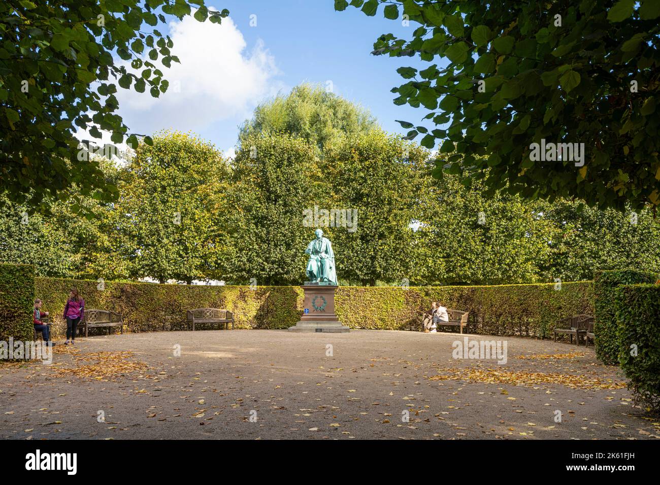 Copenaghen, Danimarca. Ottobre 2022. Vista del monumento Hans Christian Andersen nel Parco del Re nel centro della città Foto Stock