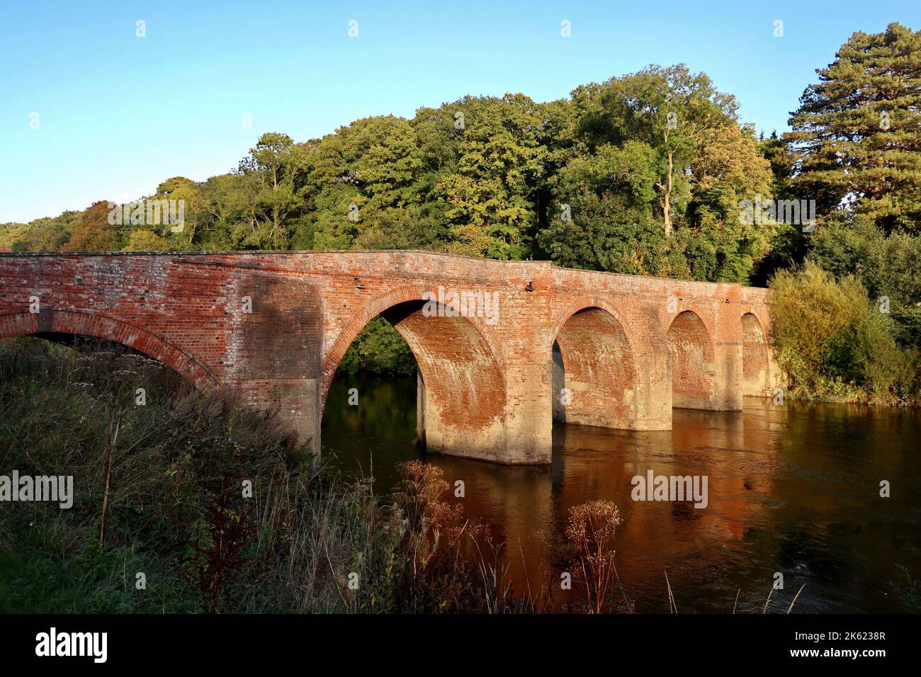 Il ponte di Bredwardine che attraversa il fiume Wye. Foto Stock